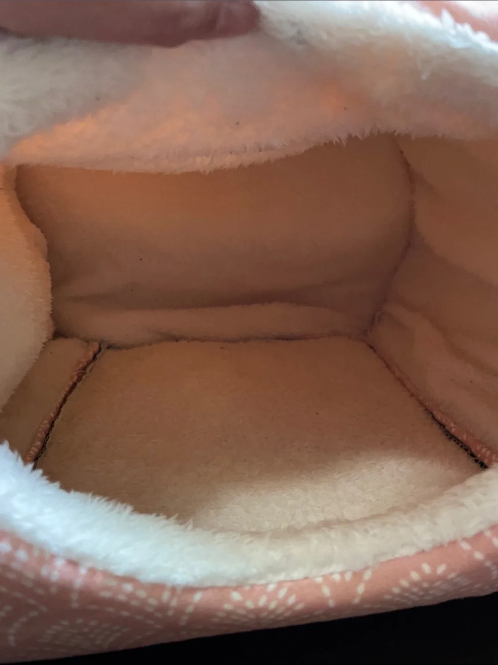 Baby Pink & White Printed Pet Bed, Perfect For Cats & Small Dogs